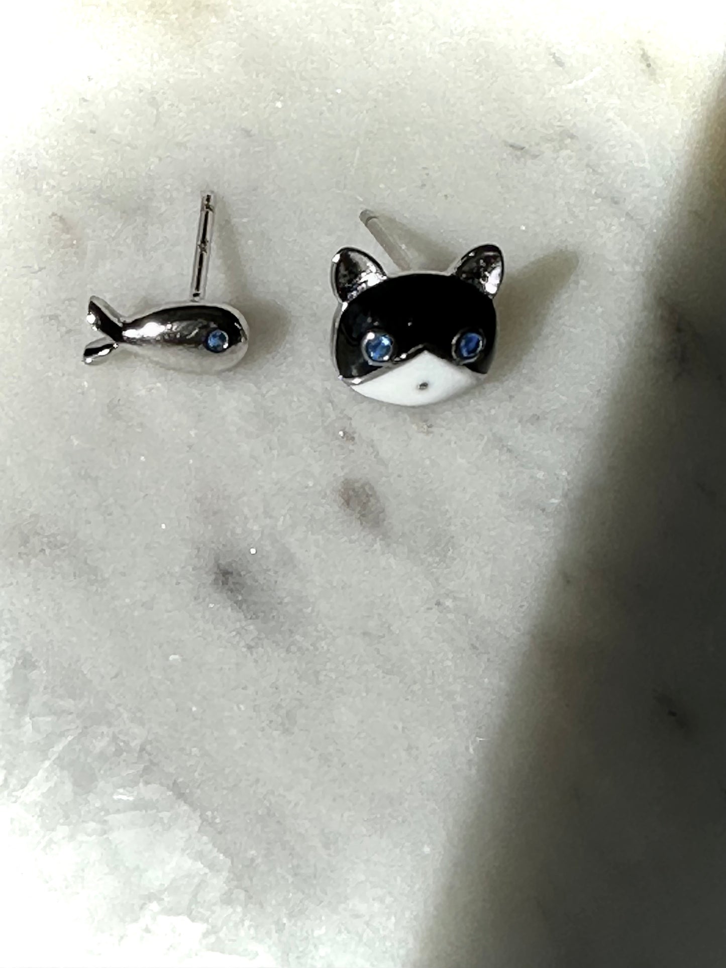 Fishing Cat Earrings